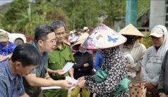 hiep hoi dieu vn cuu tro thiet thuc ba con vung lu