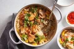 mon ngon moi ngay  com ga hap nuoc dua hat dieu