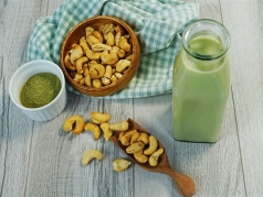 su khac nhau giua nuoc ep xanh va sinh to protein