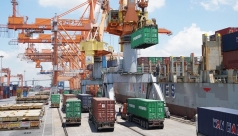 viet nam uoc nhap sieu 800 trieu usd trong thang 1 2019